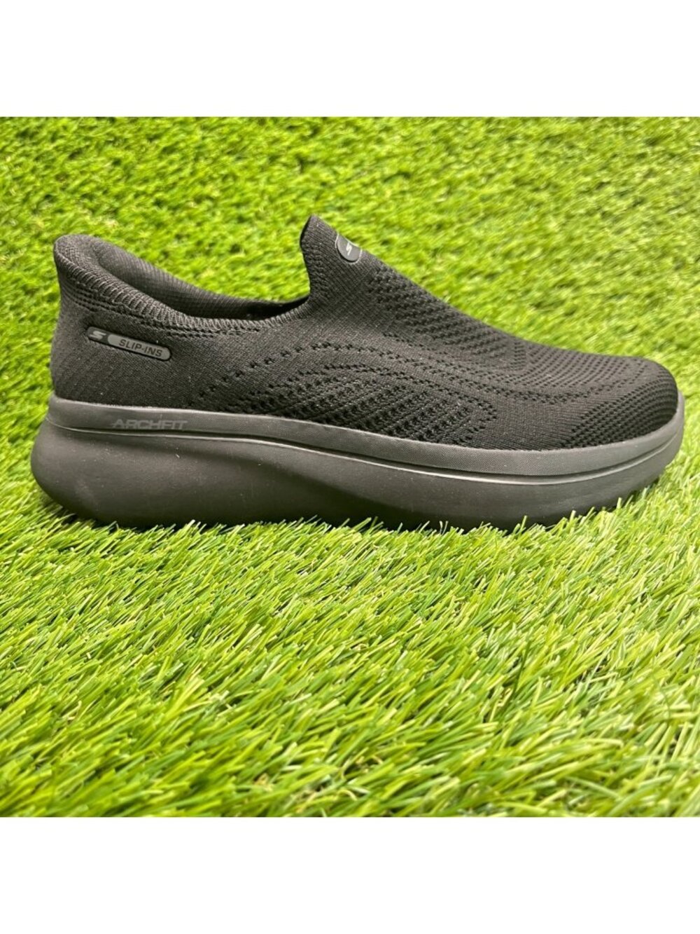 Skechers Go Walk Arch Fit N-Joy Womens Size 7 Black Athletic Shoes Sneakers